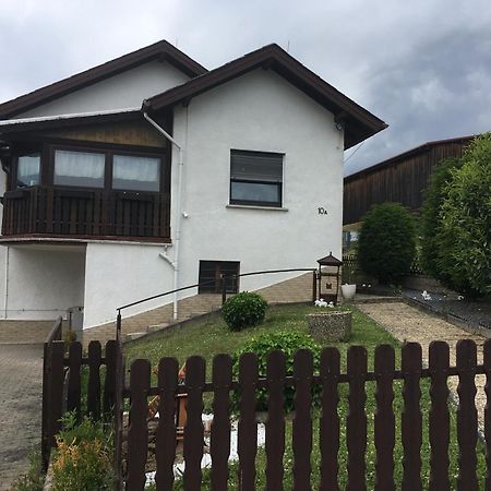 Haus Willi Appartement Asslar Buitenkant foto