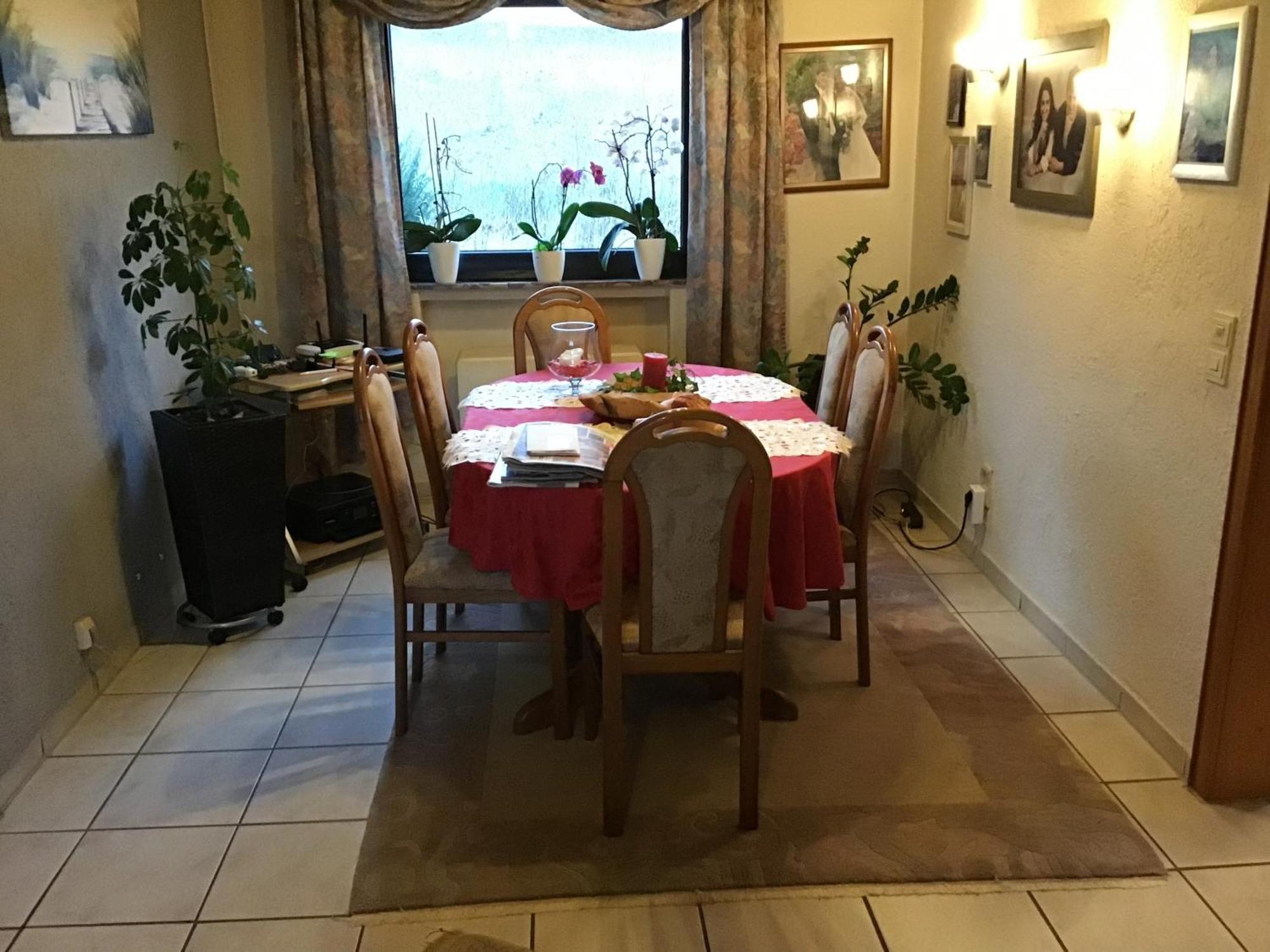 Haus Willi Appartement Asslar Buitenkant foto